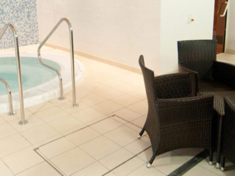 Hengrove-Jacuzzi-a-1024x320